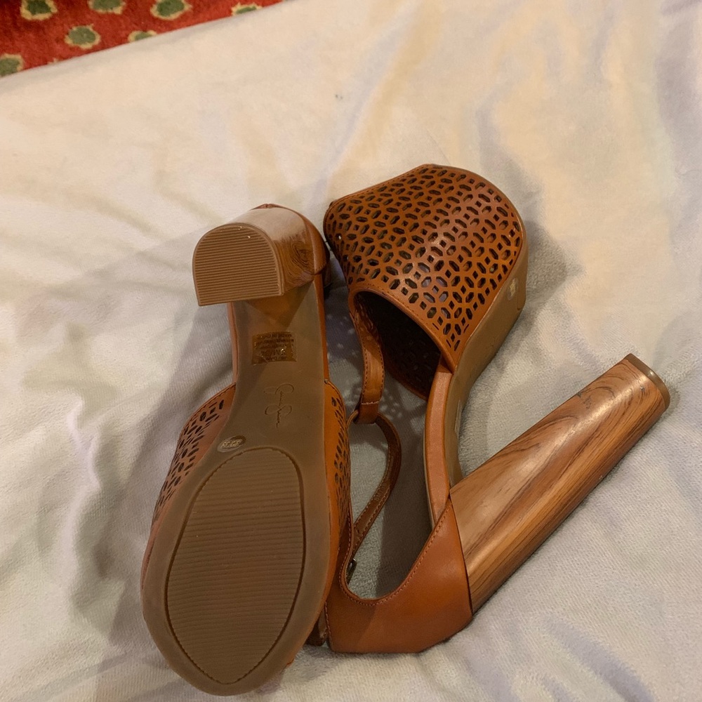Jessica Simpson Daly’s - Picture 4 of 4